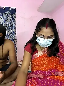 Lovlycouple1 online show from 10-22-25, 05:13