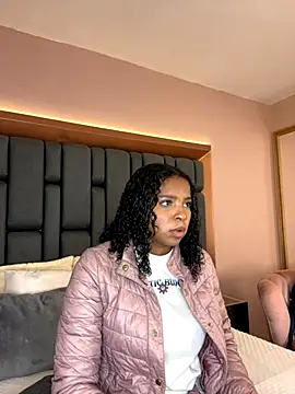 LisaMendez online show from 09-26-25, 03:43