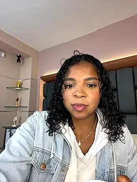 LisaMendez online show from 10-02-25, 03:57