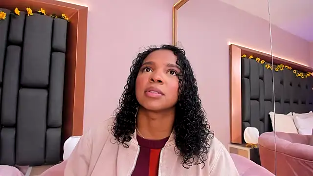 LisaMendez online show from 01-08-26, 03:53