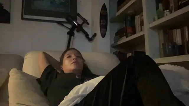 Snapshot of dddasani chatting on 10-05-25, 04:05 dddasani online show from 10-05-25, 04:05