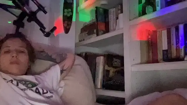 Snapshot of dddasani chatting on 10-25-25, 12:29 dddasani online show from 10-25-25, 12:29