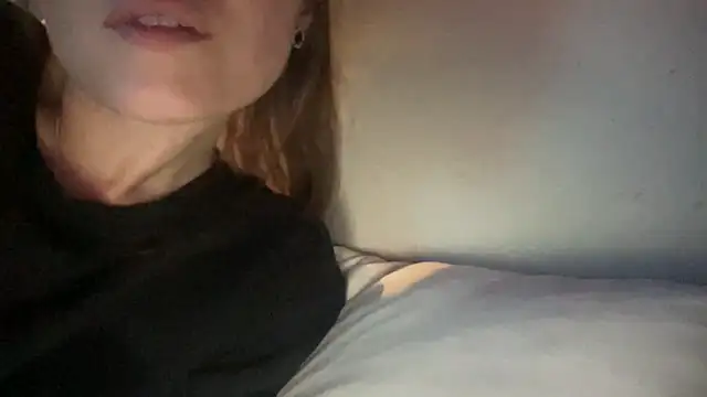 Snapshot of dddasani chatting on 12-15-25, 06:39 dddasani online show from 12-15-25, 06:39