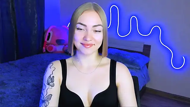 Snapshot of LaraKrein_lk chatting on 09-29-25, 04:34 LaraKrein lk online show from 09-29-25, 04:34