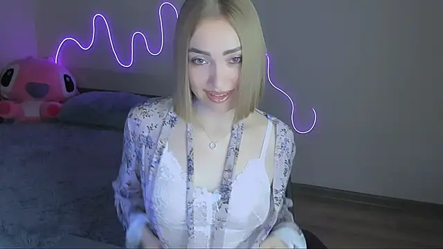 Snapshot of LaraKrein_lk chatting on 12-04-25, 06:05 LaraKrein lk online show from 12-04-25, 06:05