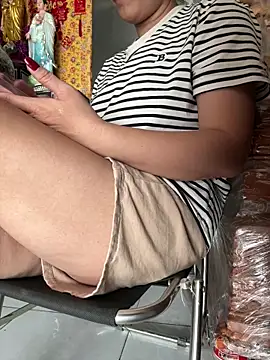 sharon-Hanna online show from 09-19-25, 01:29