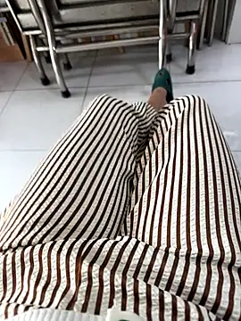 sharon-Hanna online show from 12-03-25, 01:13