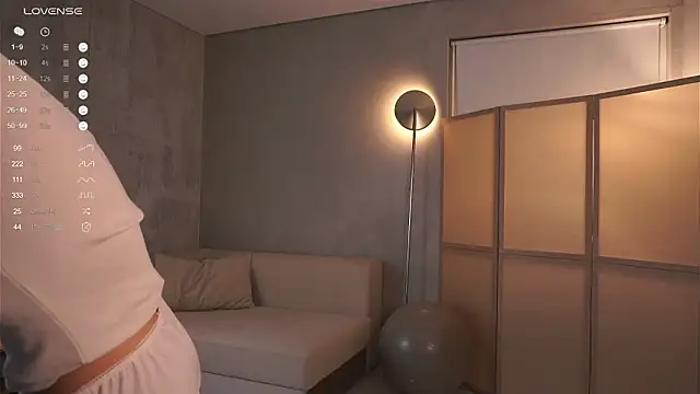 Moon cutie online show from 02-03-26, 06:35