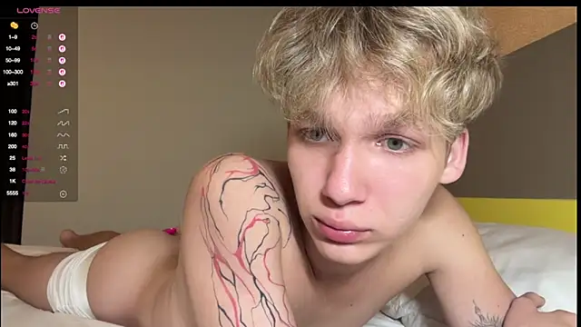 walter cute online show from 04-12-26, 06:13