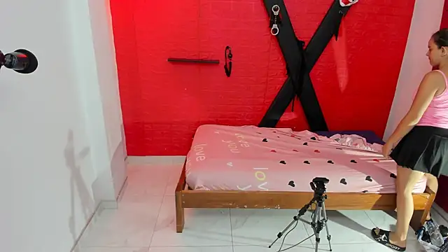 bdsmforever18 online show from 08-06-26, 01:29