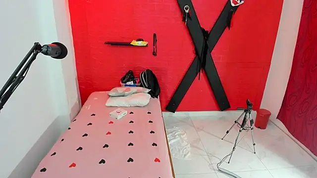 bdsmforever18 online show from 08-07-26, 01:51