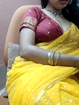 Snapshot of Hot-rima chatting on 06-14-26, 02:35 Hot-rima online show from 06-14-26, 02:35