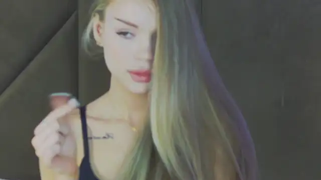 MarilynNova online show from 04-25-26, 04:26