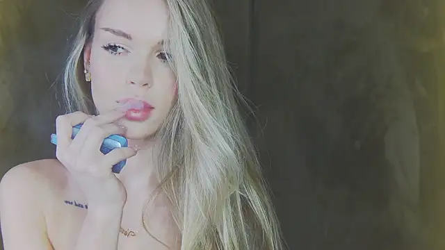 MarilynNova online show from 07-22-26, 04:15