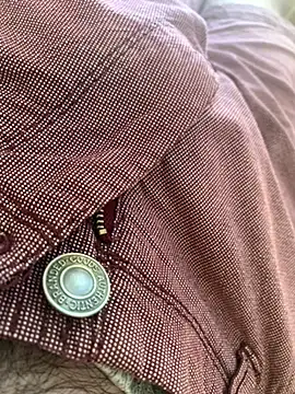 Snapshot of MuzzyFacing chatting on 09-25-25, 12:31 MuzzyFacing online show from 09-25-25, 12:31