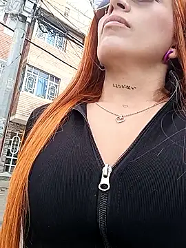 Snapshot of Alis_xxx chatting on 09-15-25, 07:47 Alis xxx online show from 09-15-25, 07:47