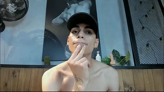 Dani mc1 online show from 10-02-25, 11:34