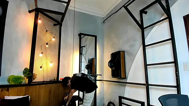 Dani mc1 online show from 10-17-25, 11:46