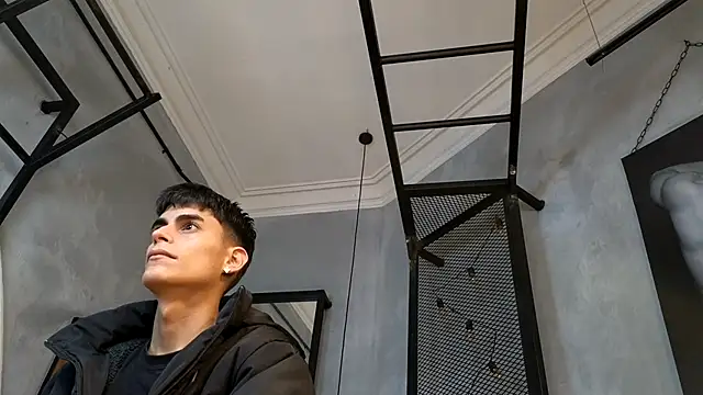 Dani mc1 online show from 12-15-25, 11:36