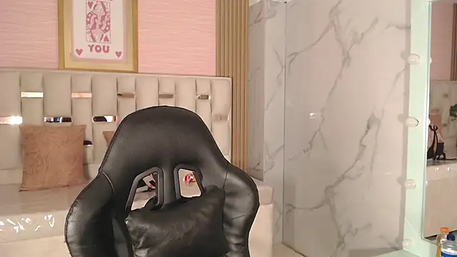 Snapshot of allyssa_bellini_s chatting on 09-11-25, 07:58 allyssa bellini s online show from 09-11-25, 07:58