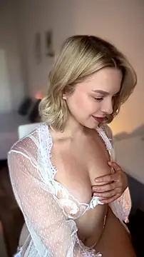 LilyFlamee online show from 07-03-26, 01:17