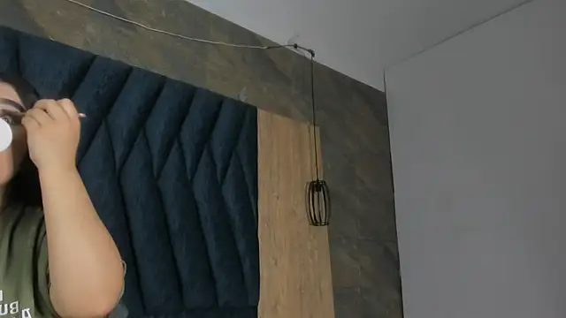 Snapshot of Samy_Grey01 chatting on 11-01-25, 03:19 Samy Grey01 online show from 11-01-25, 03:19