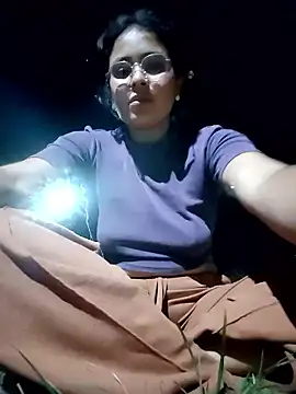 Lily-o online show from 01-15-26, 02:05