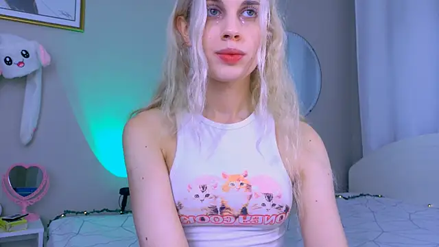 Snapshot of carmen_crybaby chatting on 09-20-25, 05:36 carmen crybaby online show from 09-20-25, 05:36