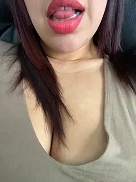 Snapshot of Vik_gomez chatting on 09-25-25, 05:16 Vik gomez online show from 09-25-25, 05:16