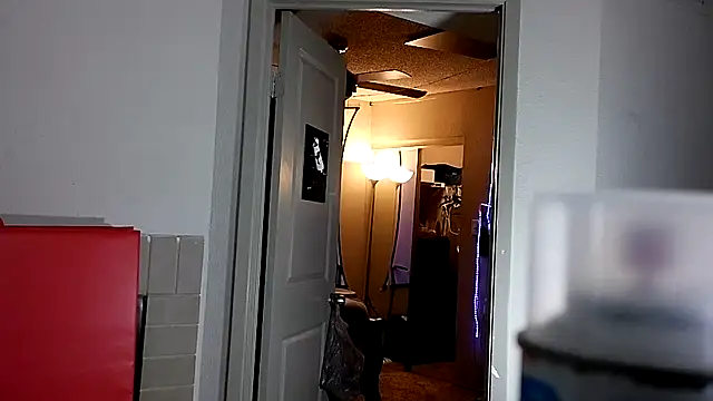 Snapshot of Triggerhappycj100 chatting on 02-18-26, 01:23 Triggerhappycj100 online show from 02-18-26, 01:23