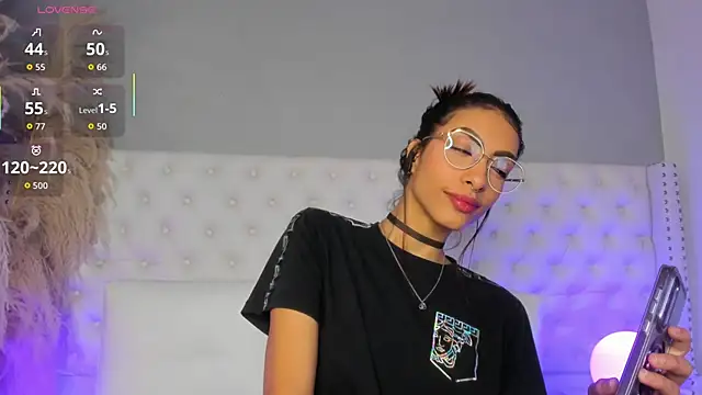 Ebonysweet   online show from 12-15-25, 07:40