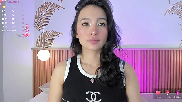 Snapshot of Valleriie_ chatting on 07-07-26, 04:22 Valleriie online show from 07-07-26, 04:22