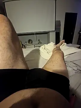 Snapshot of TrisalQuente chatting on 02-19-26, 07:21 TrisalQuente online show from 02-19-26, 07:21