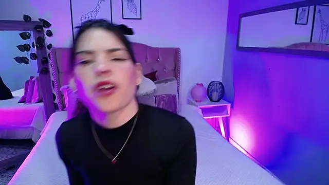 Astrid Velle online show from 10-12-25, 04:33