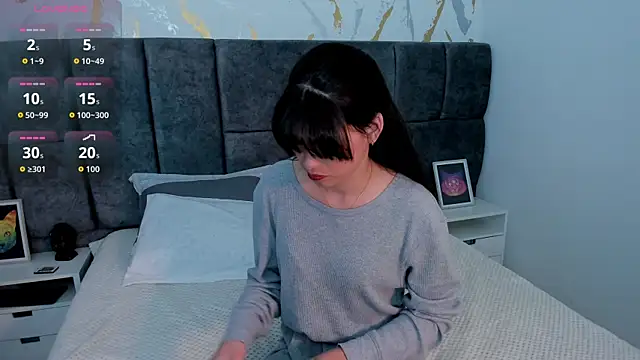 Astrid Velle online show from 01-14-26, 03:34