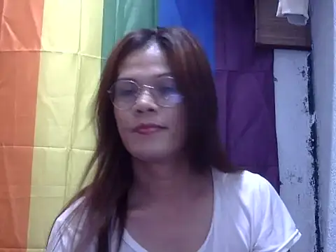 Snapshot of juicycum069 chatting on 06-12-26, 07:57 juicycum069 online show from 06-12-26, 07:57