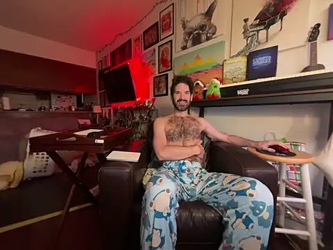 Pupscritch online show from 12-18-25, 02:45