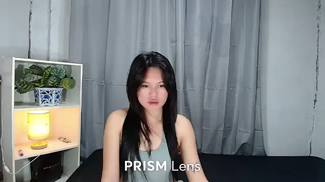 Snapshot of Urasian_ladybug chatting on 10-04-25, 07:50 Urasian ladybug online show from 10-04-25, 07:50