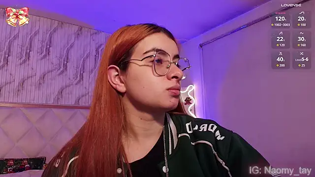 Snapshot of Naomy_tay1 chatting on 12-03-25, 03:03 Naomy tay1 online show from 12-03-25, 03:03