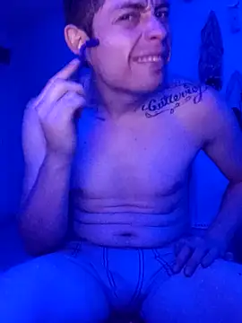 PitudoWuero online show from 03-10-26, 11:04