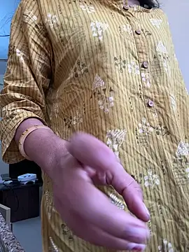 modelnishu online show from 02-19-26, 02:40