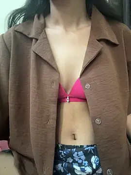 Snapshot of modelnishu chatting on 06-12-26, 03:05 modelnishu online show from 06-12-26, 03:05
