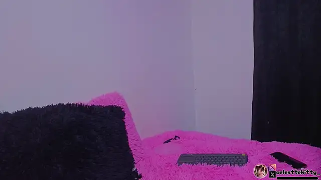 celestte evans 1 online show from 07-18-26, 07:23