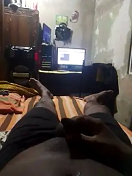 Snapshot of Pogga666 chatting on 11-14-25, 03:00 Pogga666 online show from 11-14-25, 03:00