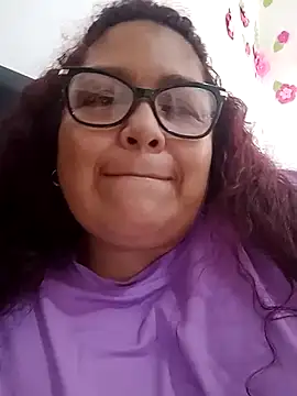 Snapshot of ladytropical1 chatting on 09-30-25, 01:38 ladytropical1 online show from 09-30-25, 01:38