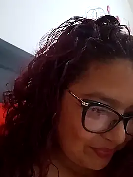 Snapshot of ladytropical1 chatting on 10-04-25, 04:49 ladytropical1 online show from 10-04-25, 04:49