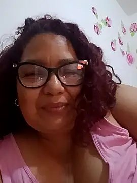 Snapshot of ladytropical1 chatting on 10-05-25, 04:55 ladytropical1 online show from 10-05-25, 04:55