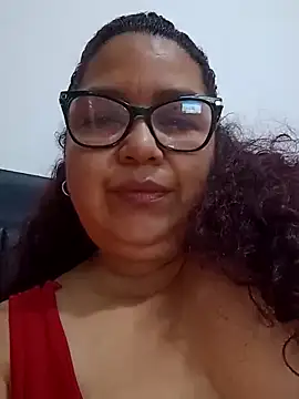 Snapshot of ladytropical1 chatting on 10-13-25, 10:26 ladytropical1 online show from 10-13-25, 10:26