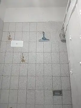 Snapshot of Auroraluna_- chatting on 12-17-25, 07:42 Auroraluna - online show from 12-17-25, 07:42