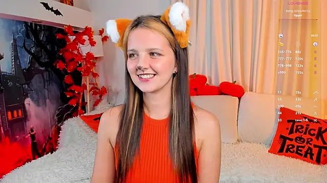 Snapshot of LilLisa chatting on 10-22-25, 04:40 LilLisa online show from 10-22-25, 04:40